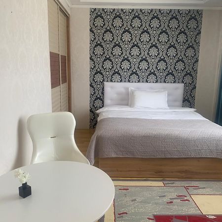Bulbul Jamak Travel Hostel Ölgi Buitenkant foto